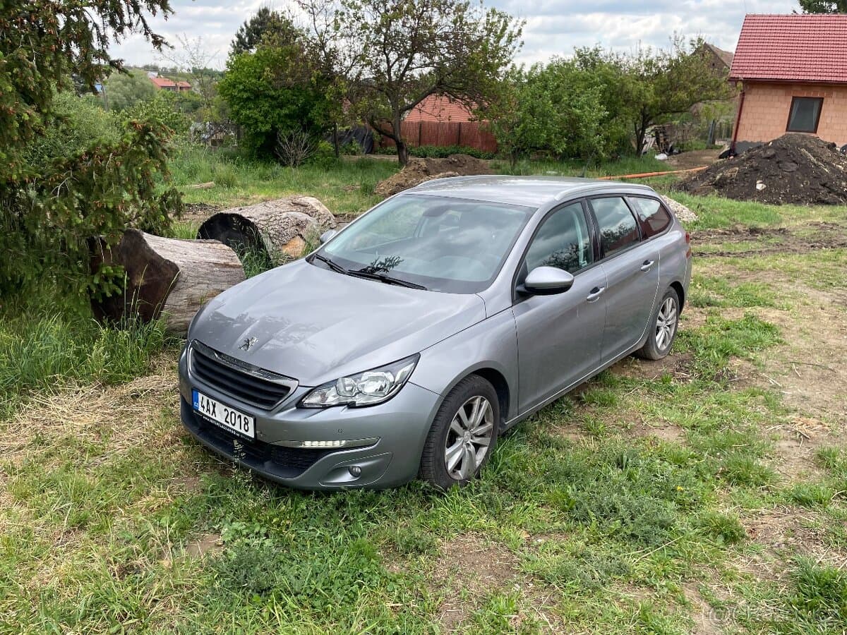 2016 Peugeot 308 - 10
