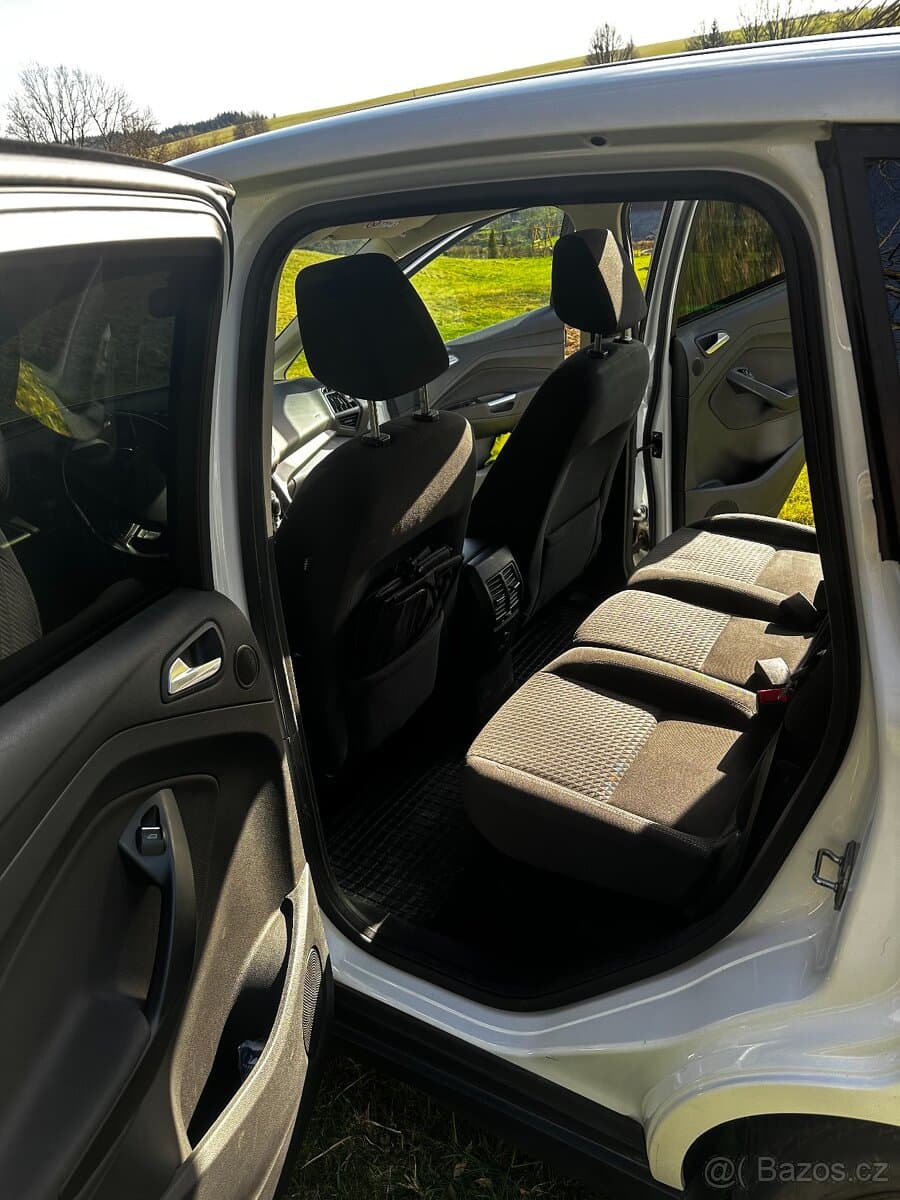 2017 Ford C-MAX - 10