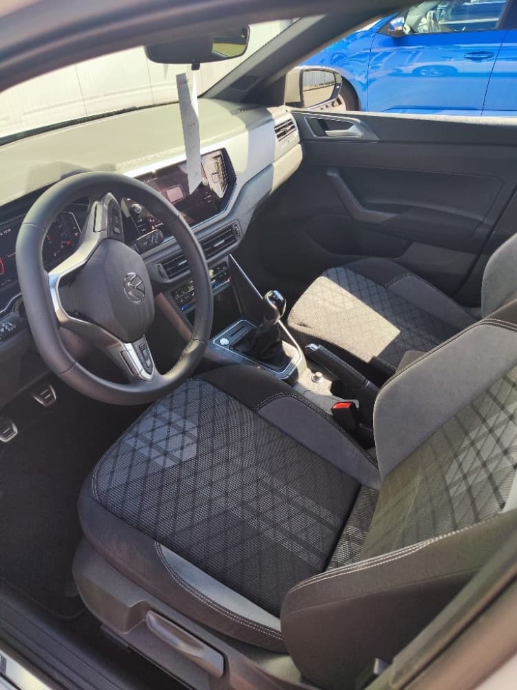 2024 Volkswagen POLO - 10
