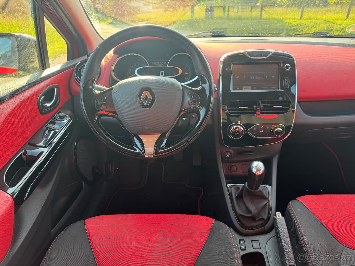 2013 Renault CLIO - 10