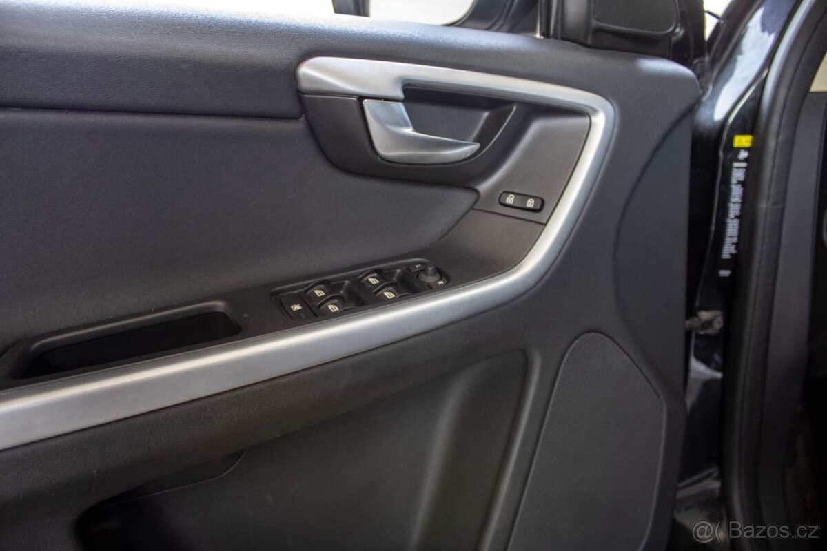 2009 Volvo XC60 - 10