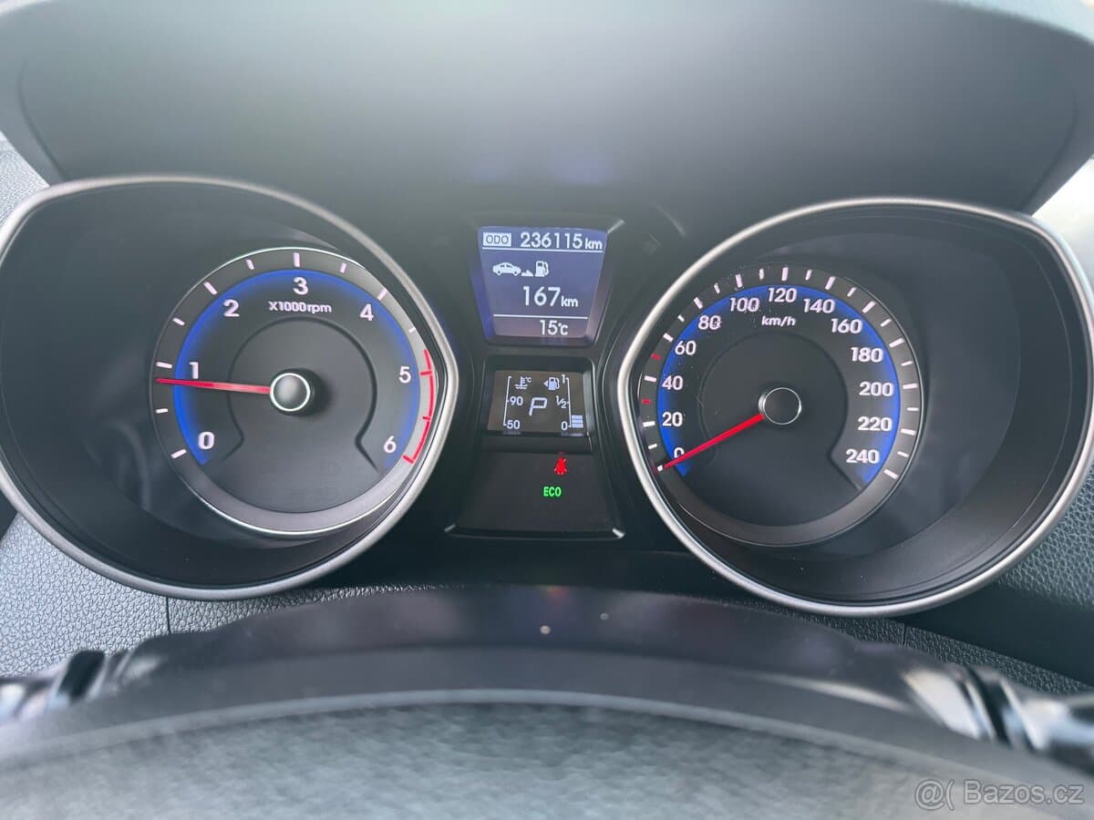 2012 Hyundai i30 - 10