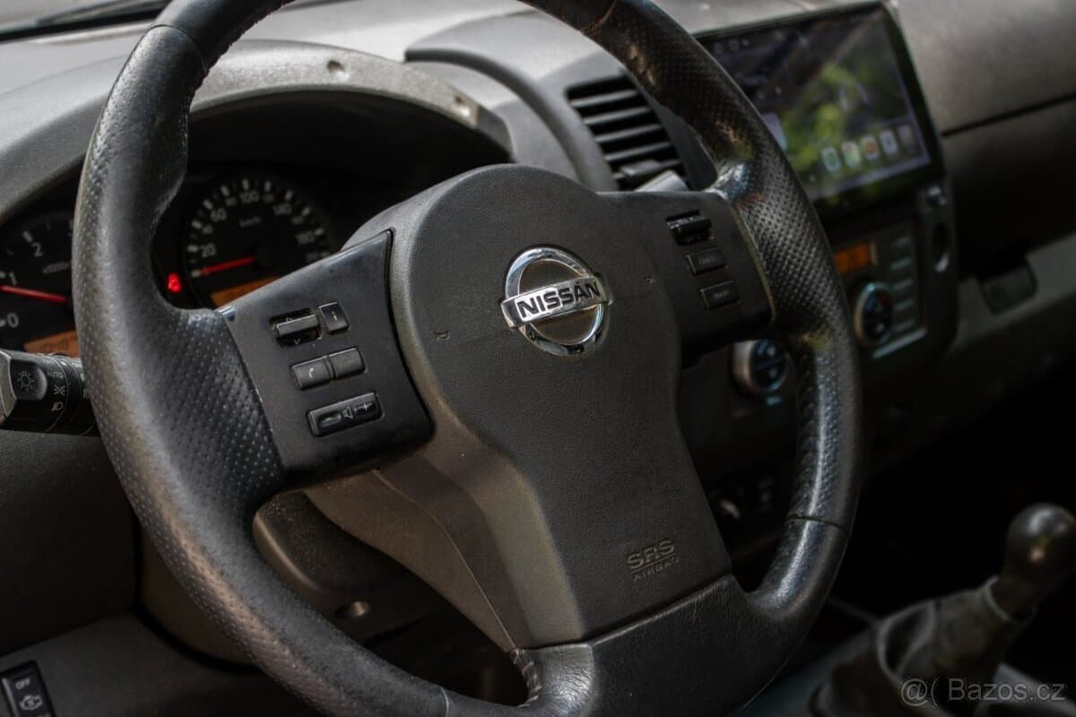 2009 Nissan NAVARA - 10