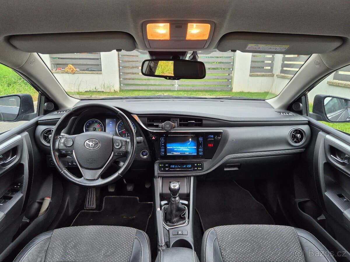 2018 Toyota COROLLA - 10