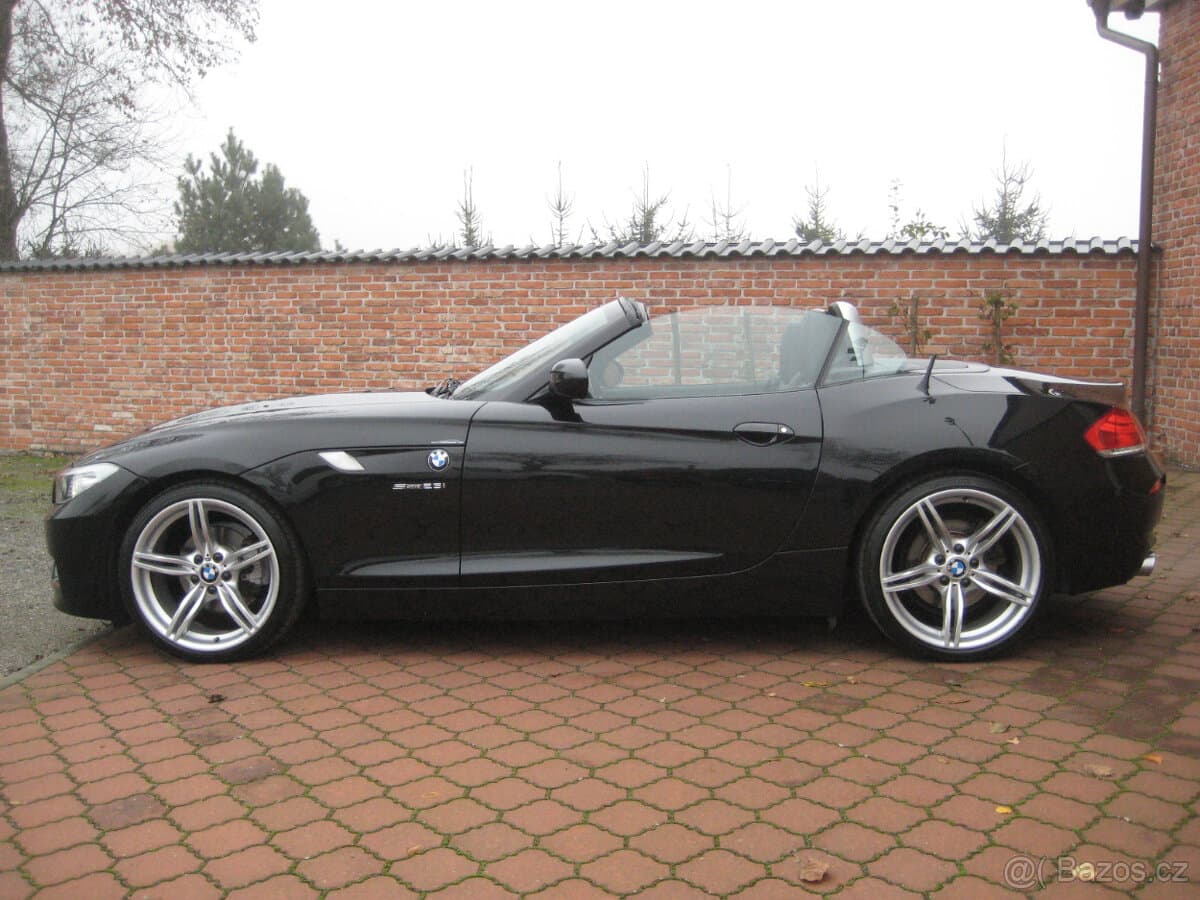 2011 BMW Z4 - 10