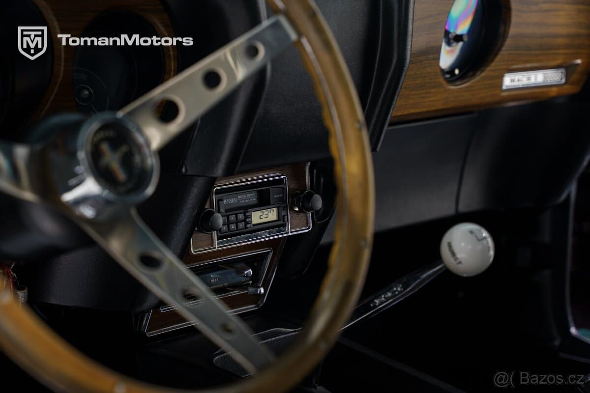 1969 Ford MUSTANG - 10