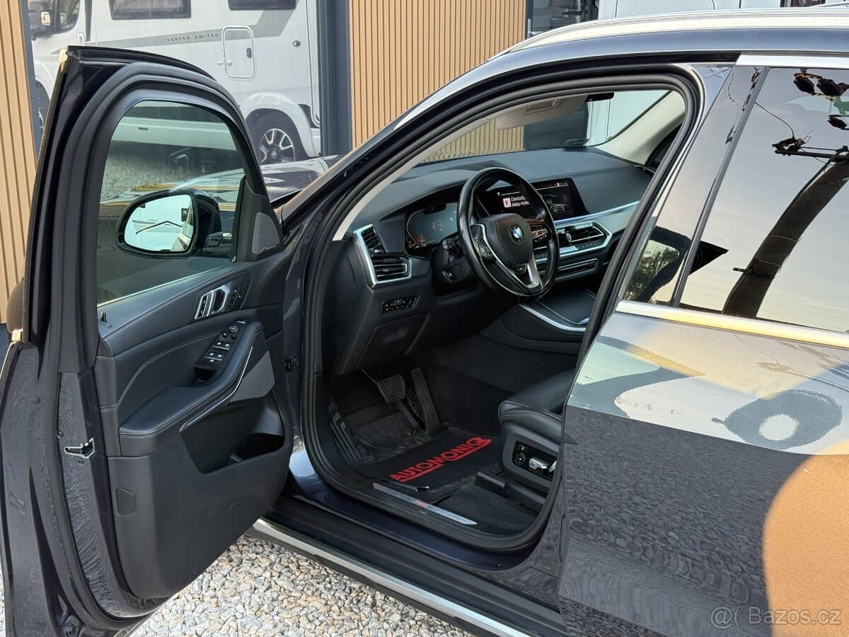 2019 BMW X5 - 10