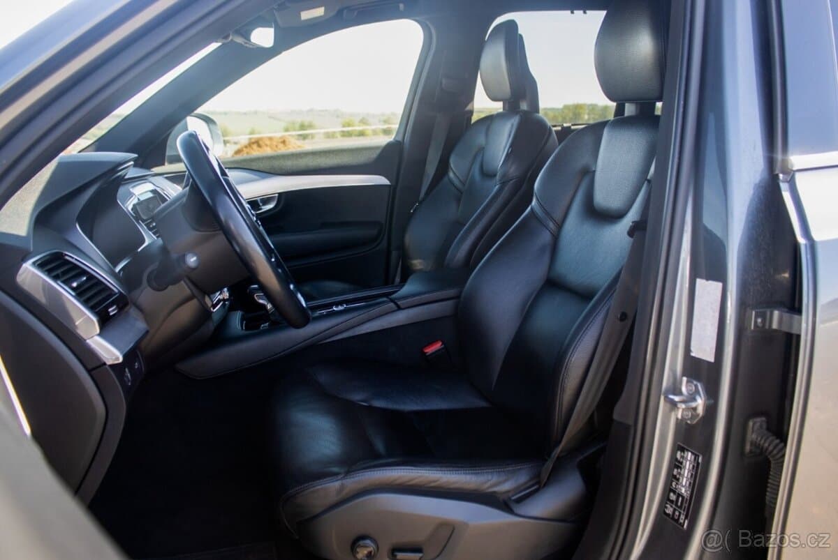 2017 Volvo XC90 - 10