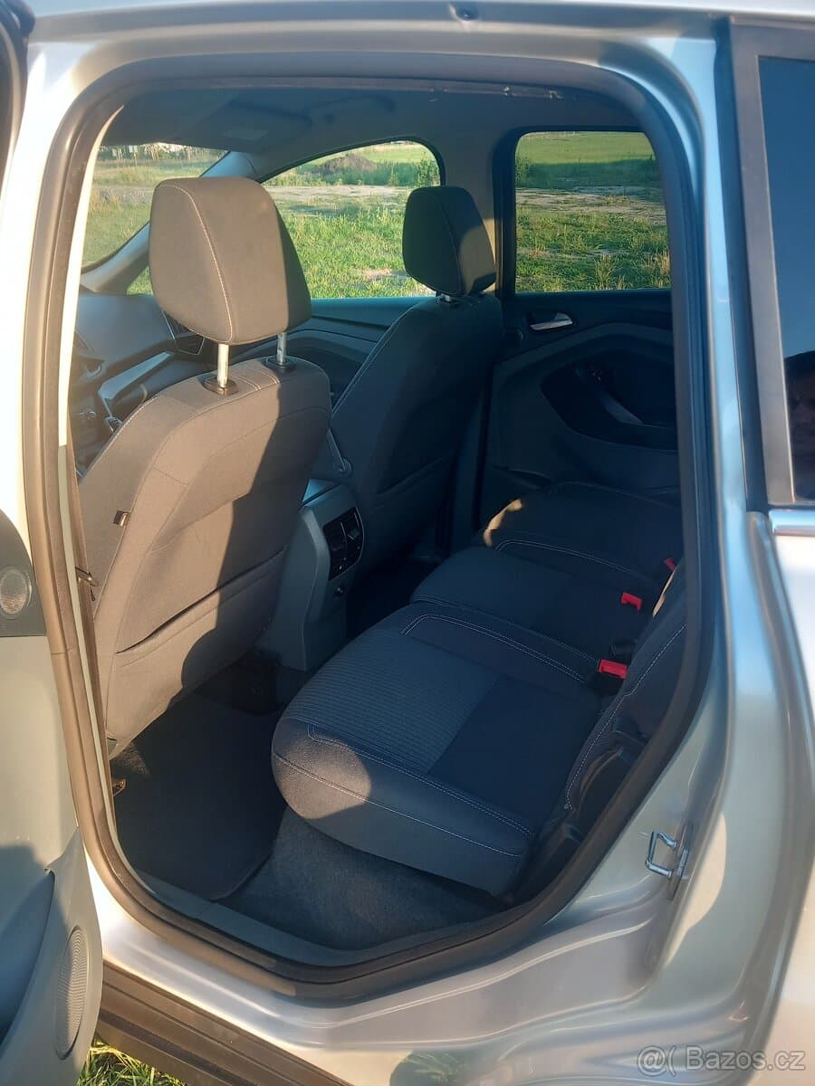 2013 Ford C-MAX - 10