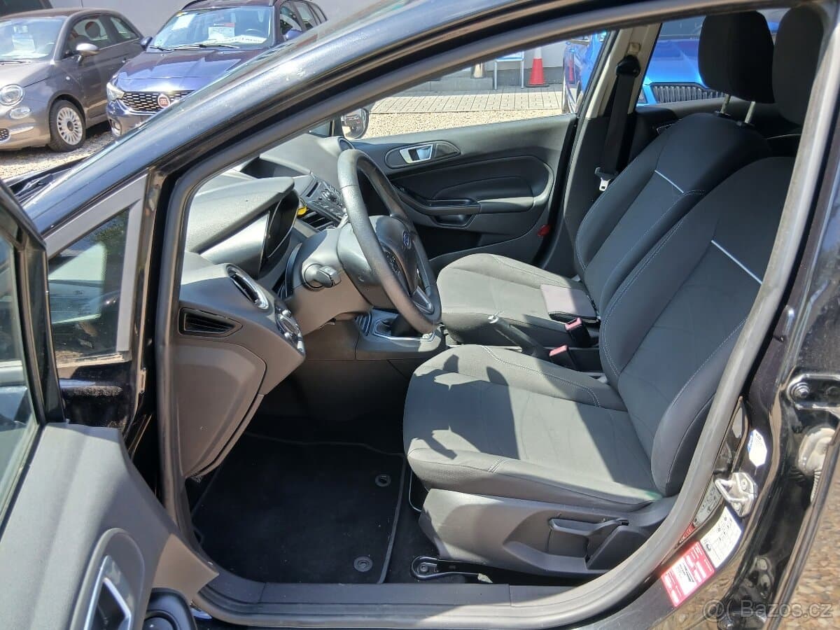 2013 Ford FIESTA - 10