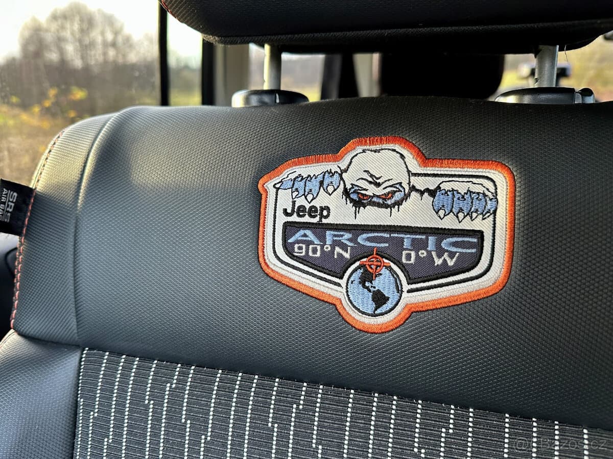 Jeep WRANGLER - 10