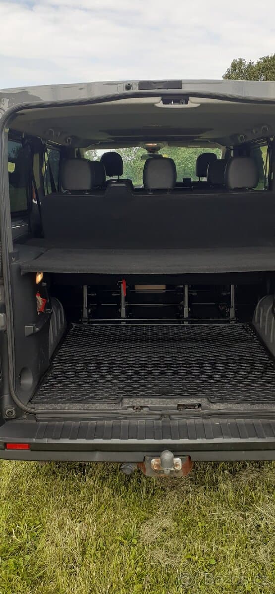 2015 Opel VIVARO - 10