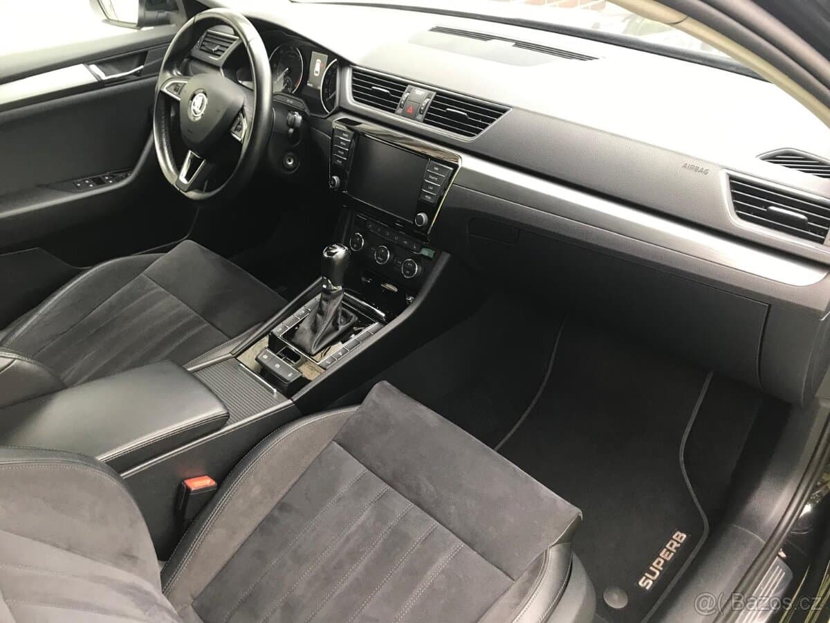 2016 Škoda SUPERB - 10