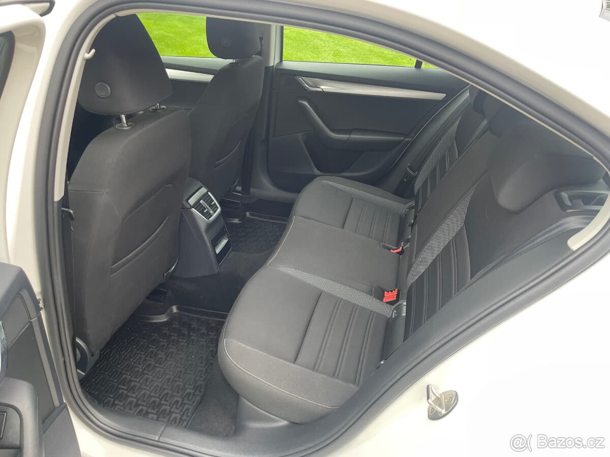 2020 Škoda OCTAVIA - 10