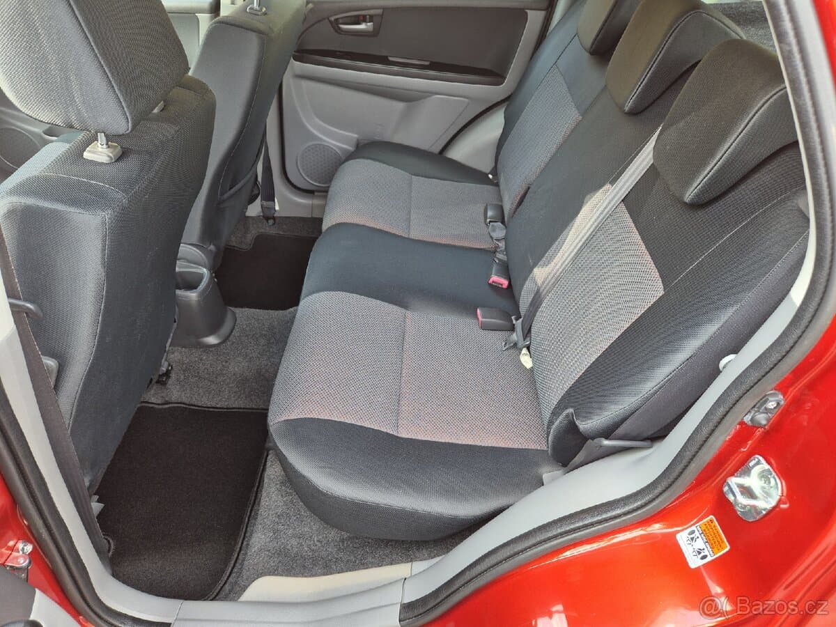 2006 Suzuki SX4 - 10