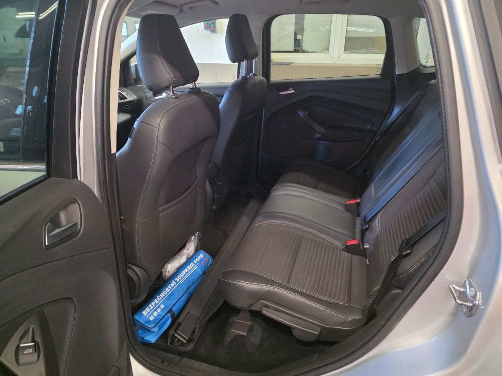 2017 Ford KUGA - 10