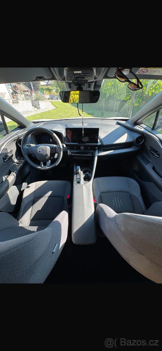 2024 Toyota C-HR - 10