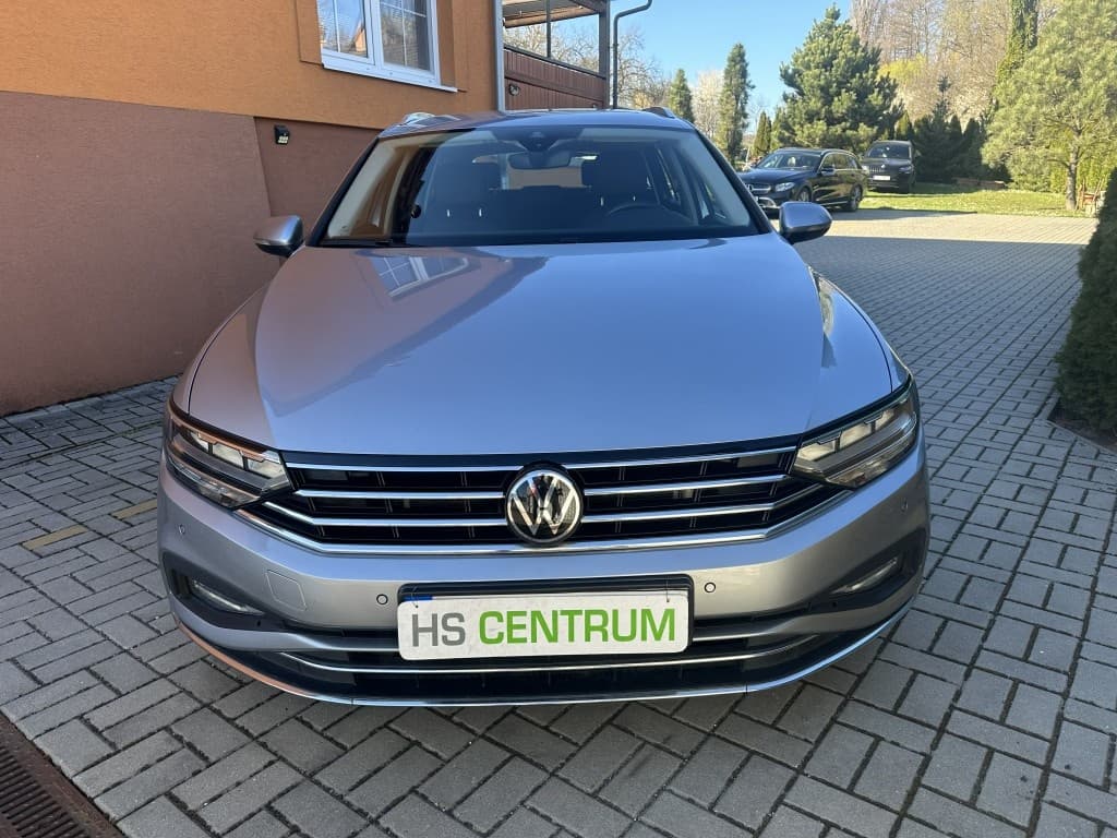 2021 Volkswagen PASSAT - 10
