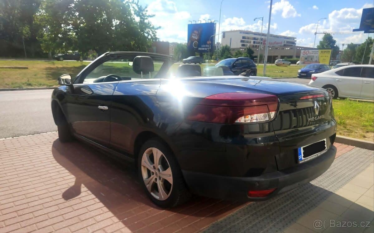 2011 Renault MEGANE - 10