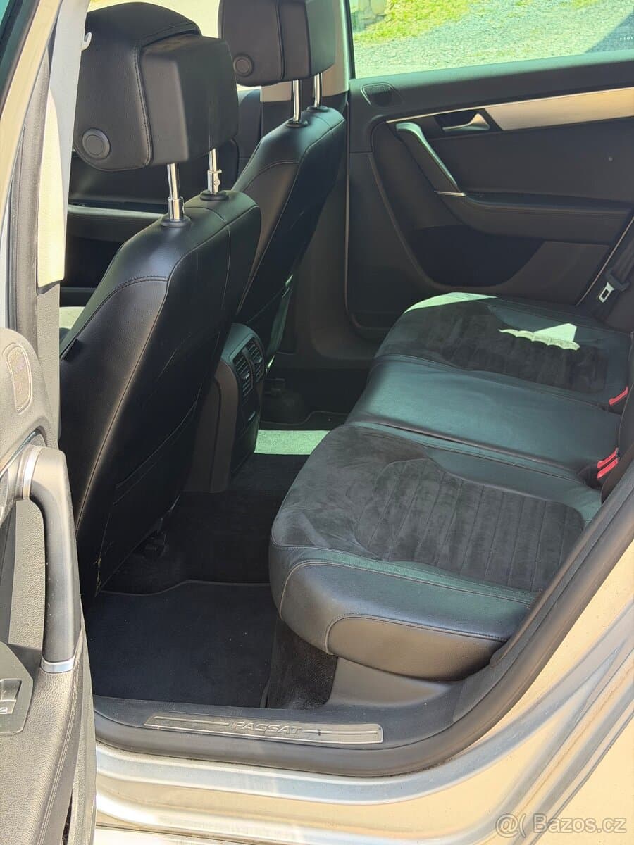 2013 Volkswagen PASSAT - 10
