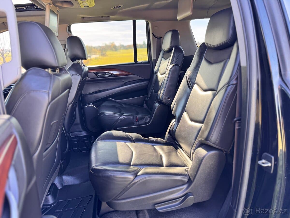 2015 Cadillac ESCALADE - 10