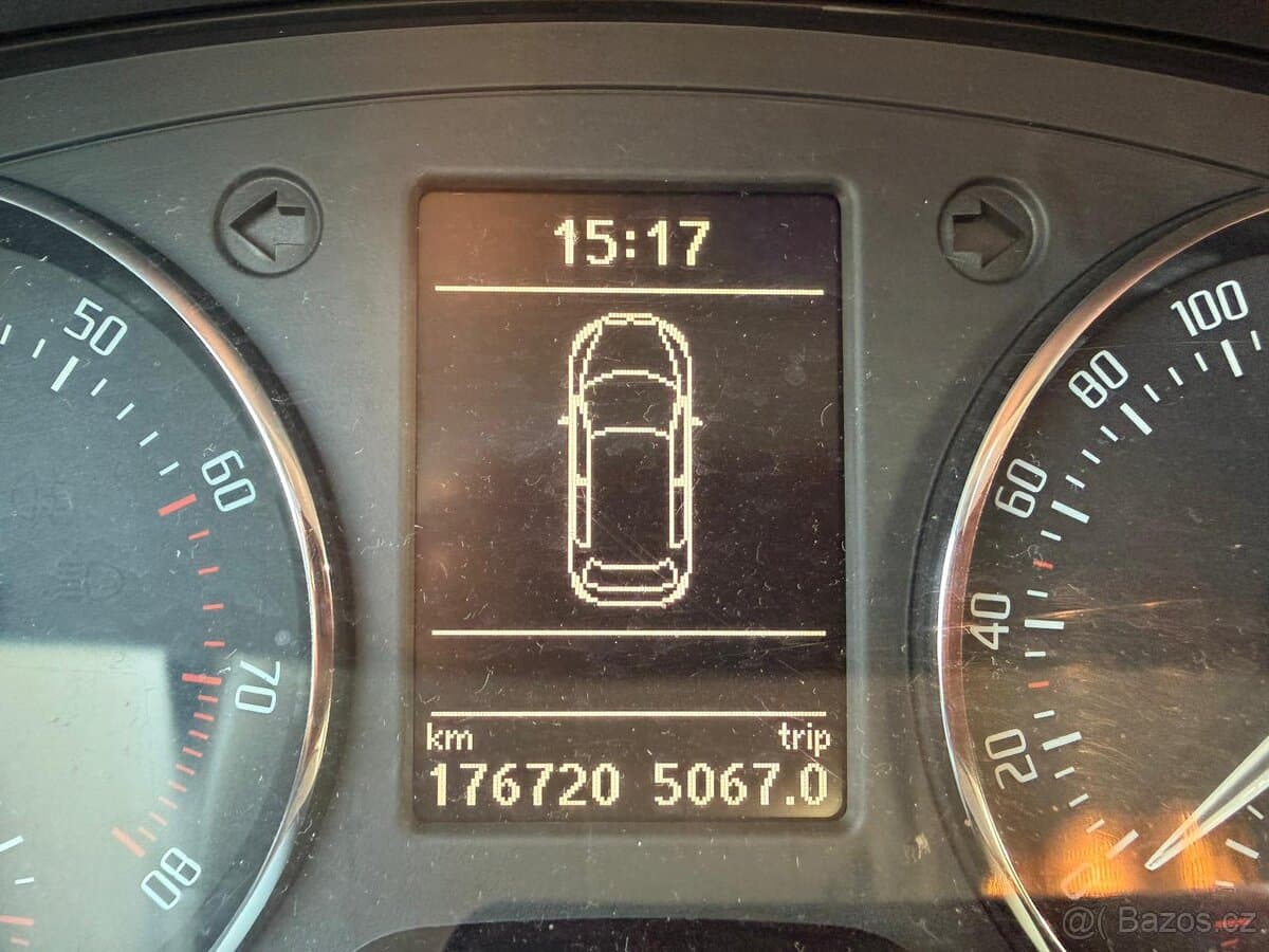 2010 Škoda FABIA - 10