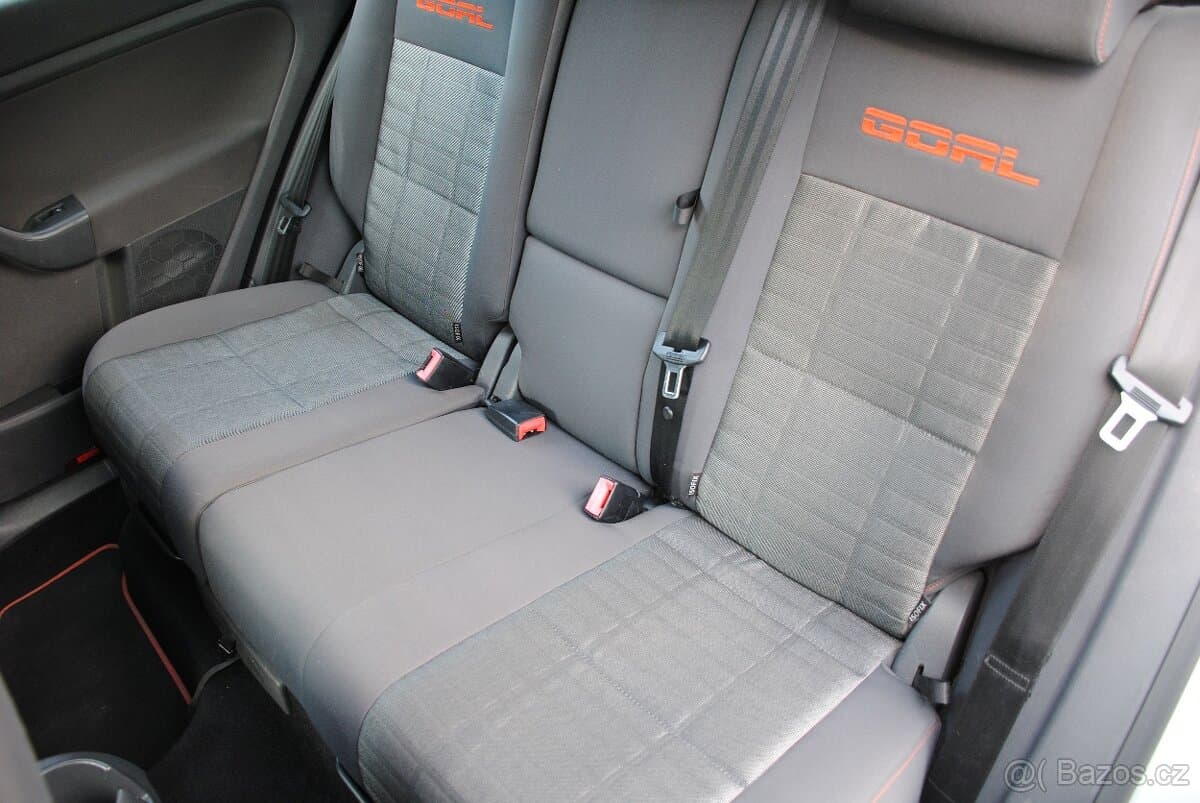 2006 Volkswagen GOLF - 10