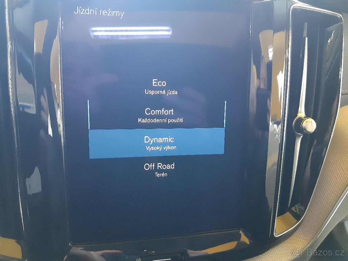 2021 Volvo XC60 - 10