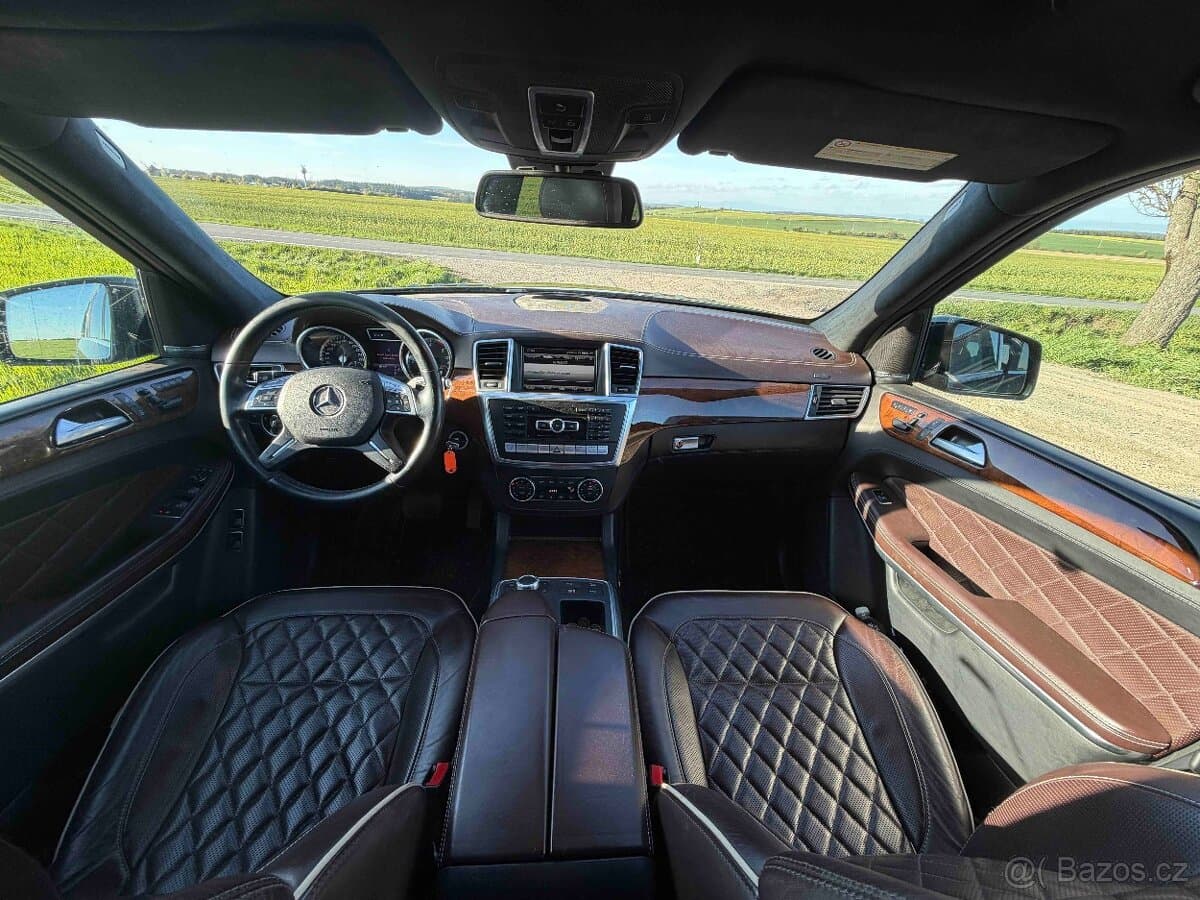 Mercedes-Benz GL - 10