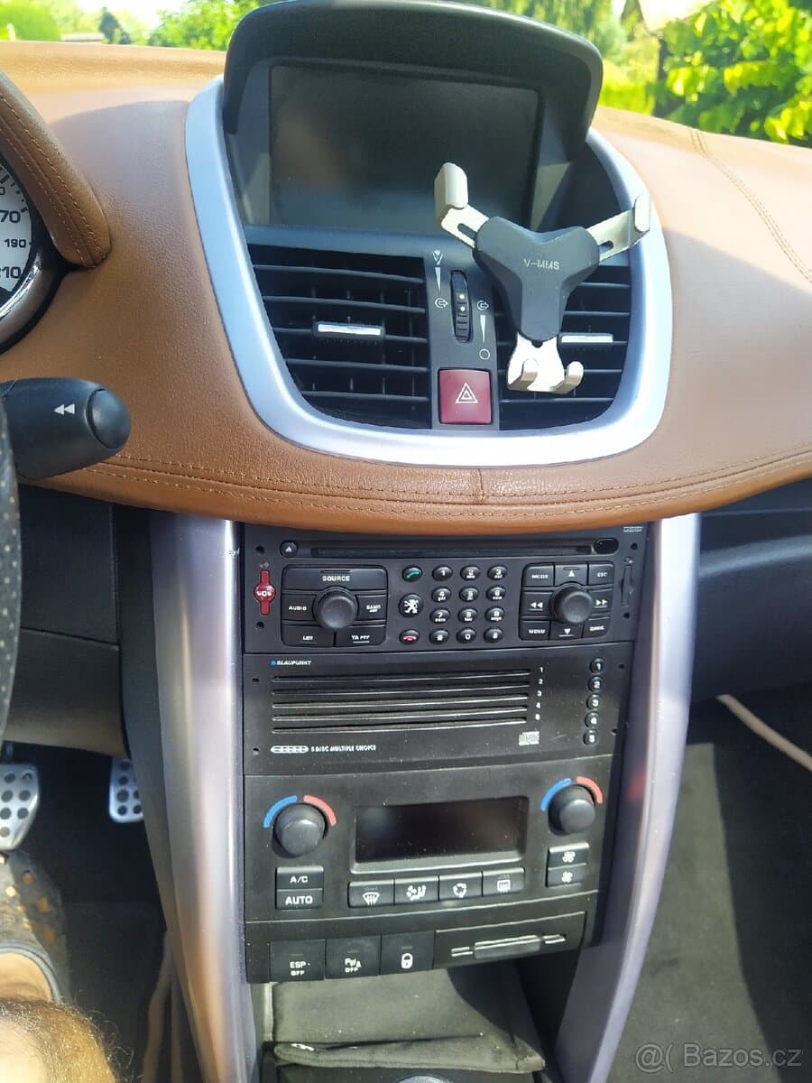 Peugeot 207 - 10