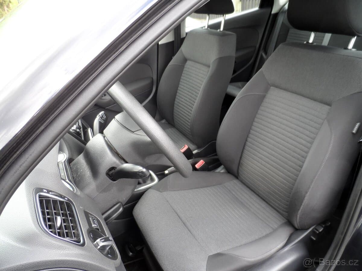 2012 Volkswagen POLO - 10