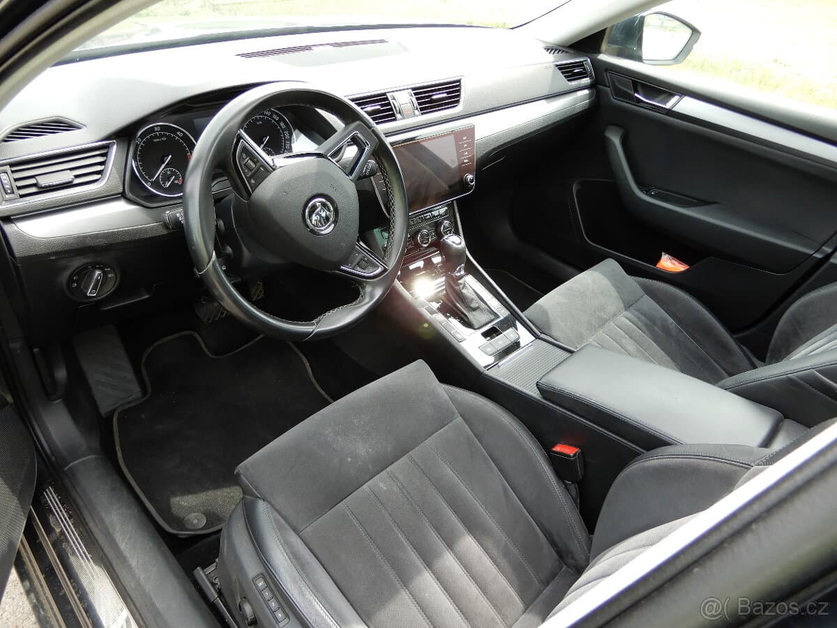 2019 Škoda SUPERB - 10