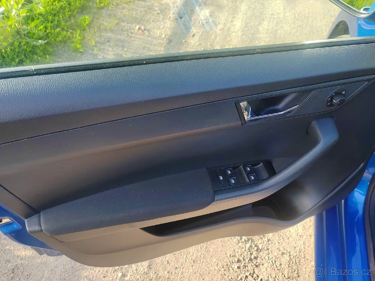 Škoda FABIA - 10