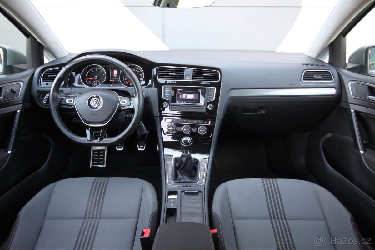 2016 Volkswagen GOLF - 10