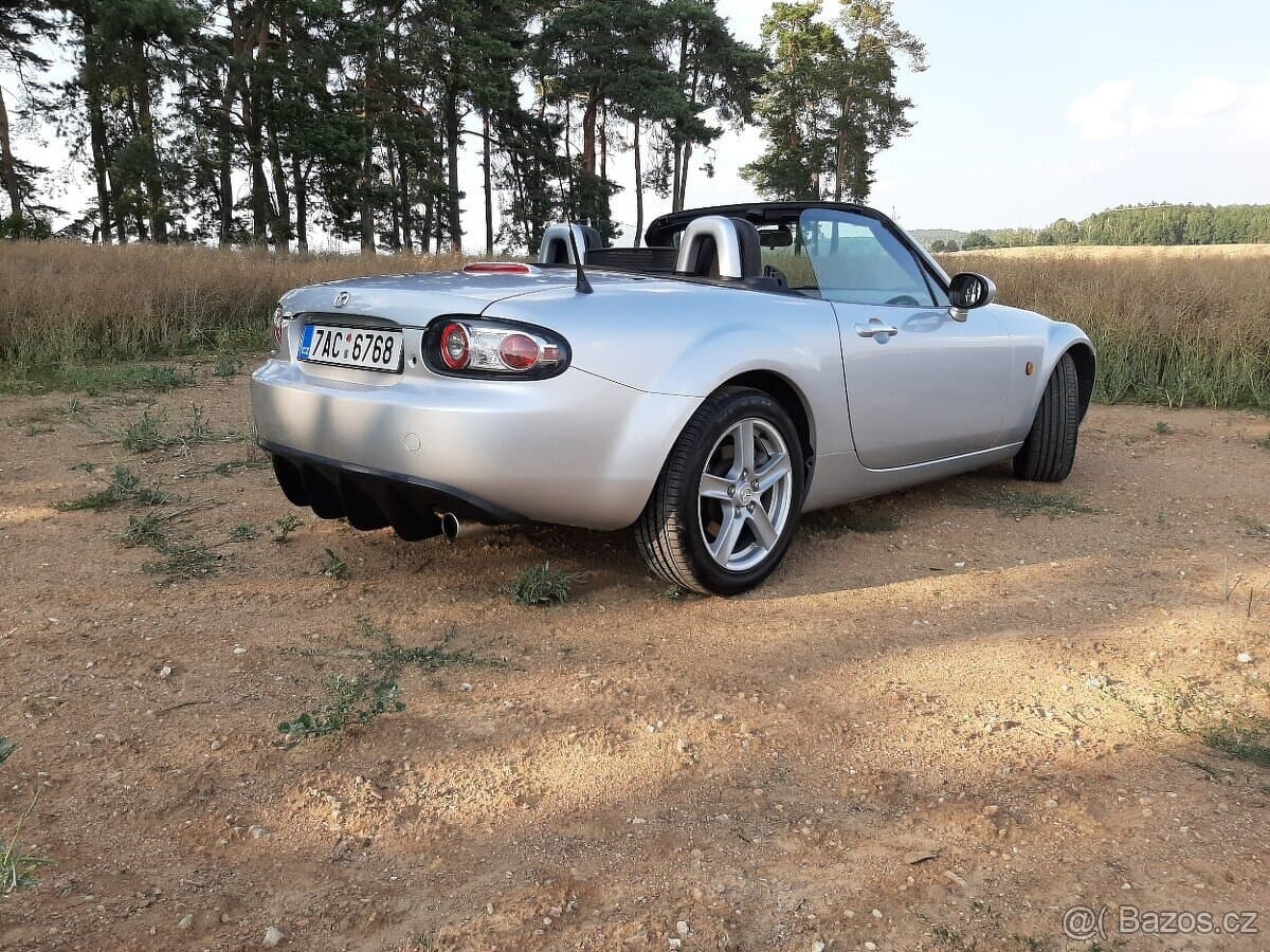 2006 Mazda MX-5 - 10