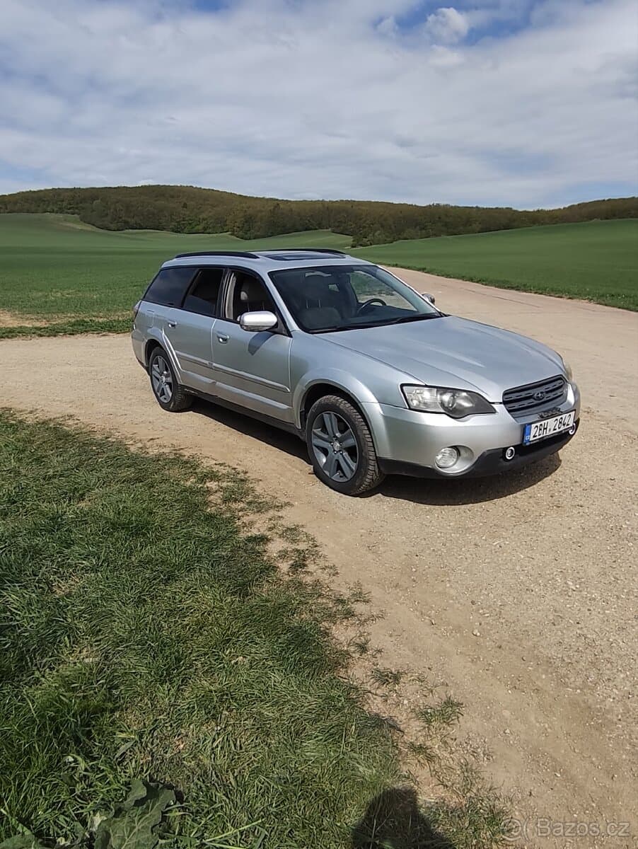 2004 Subaru OUTBACK - 10