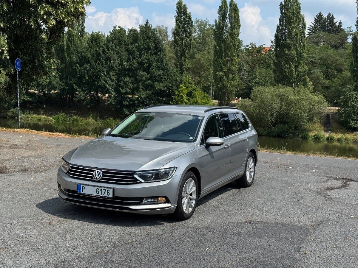 2015 Volkswagen PASSAT - 10