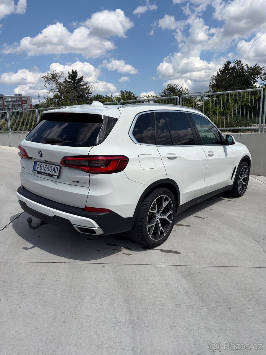2019 BMW X5 - 10