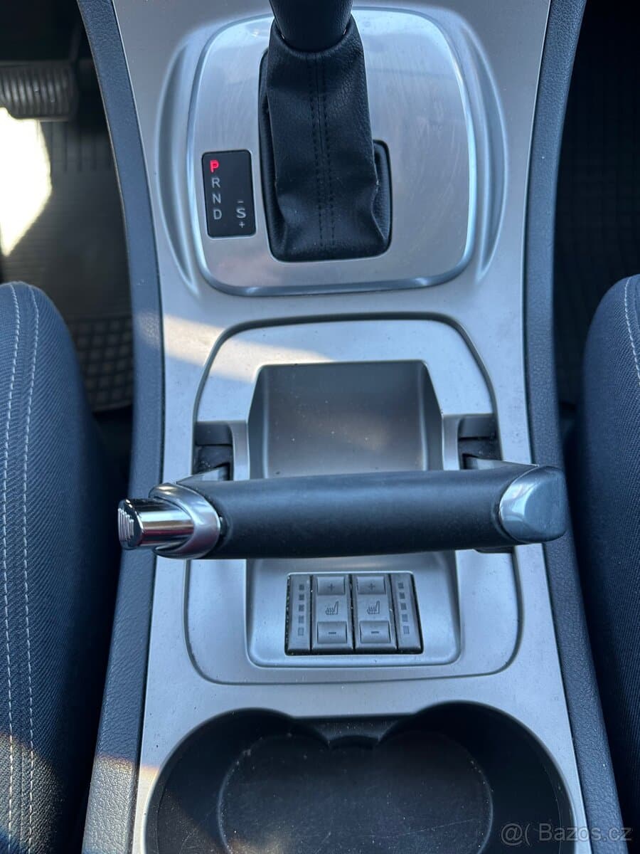 2010 Ford S-MAX - 10