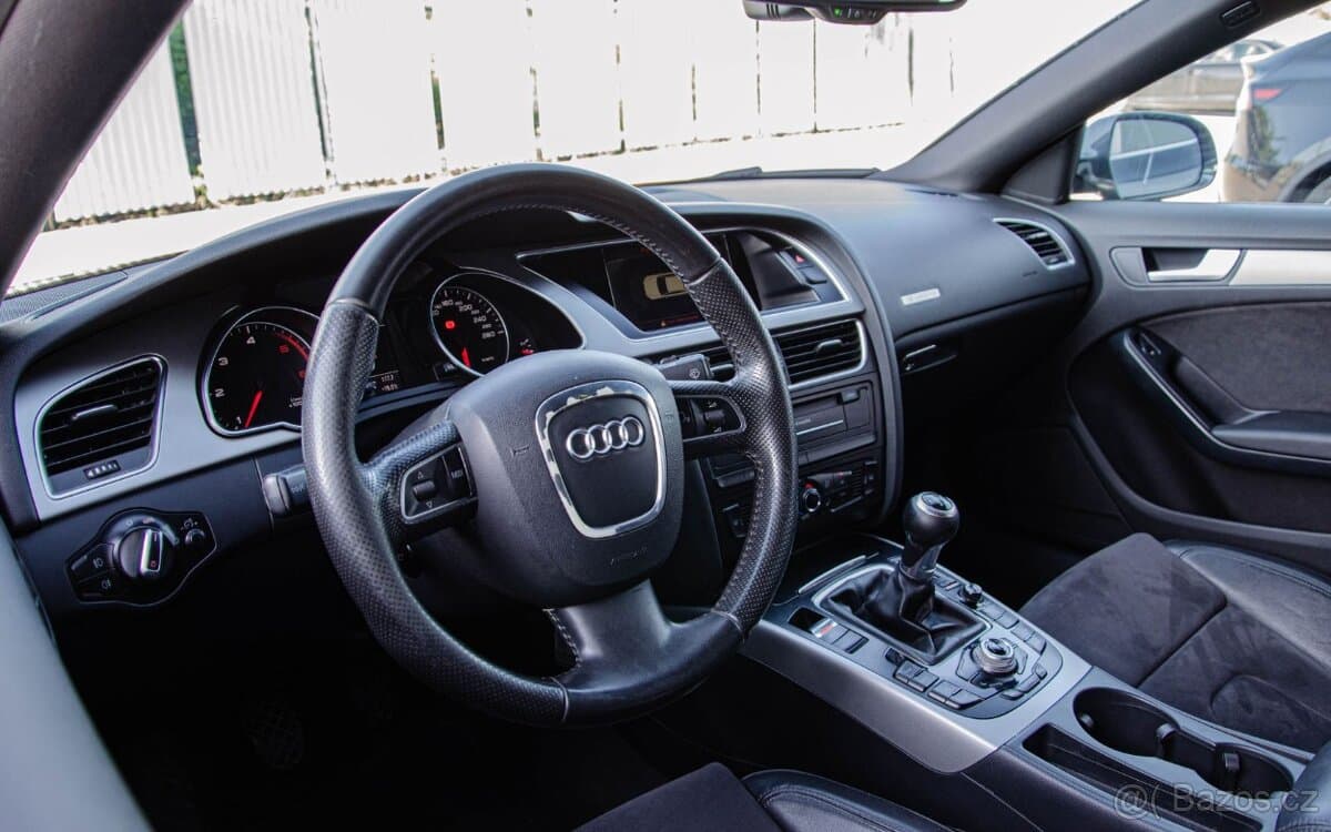 2010 Audi A5 - 10