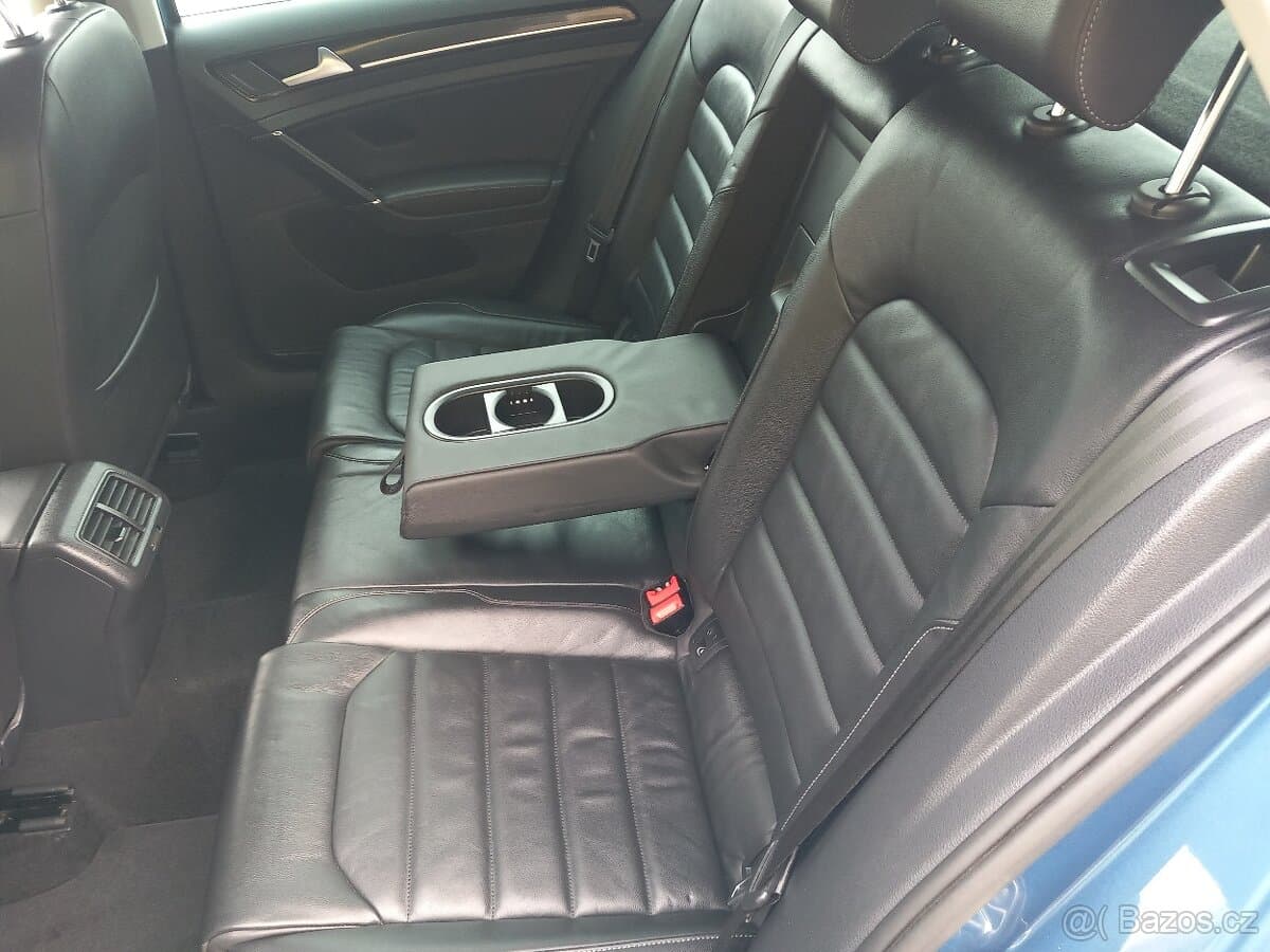 2013 Volkswagen GOLF - 10