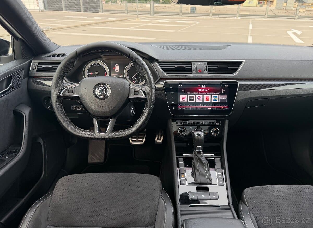2019 Škoda SUPERB - 10