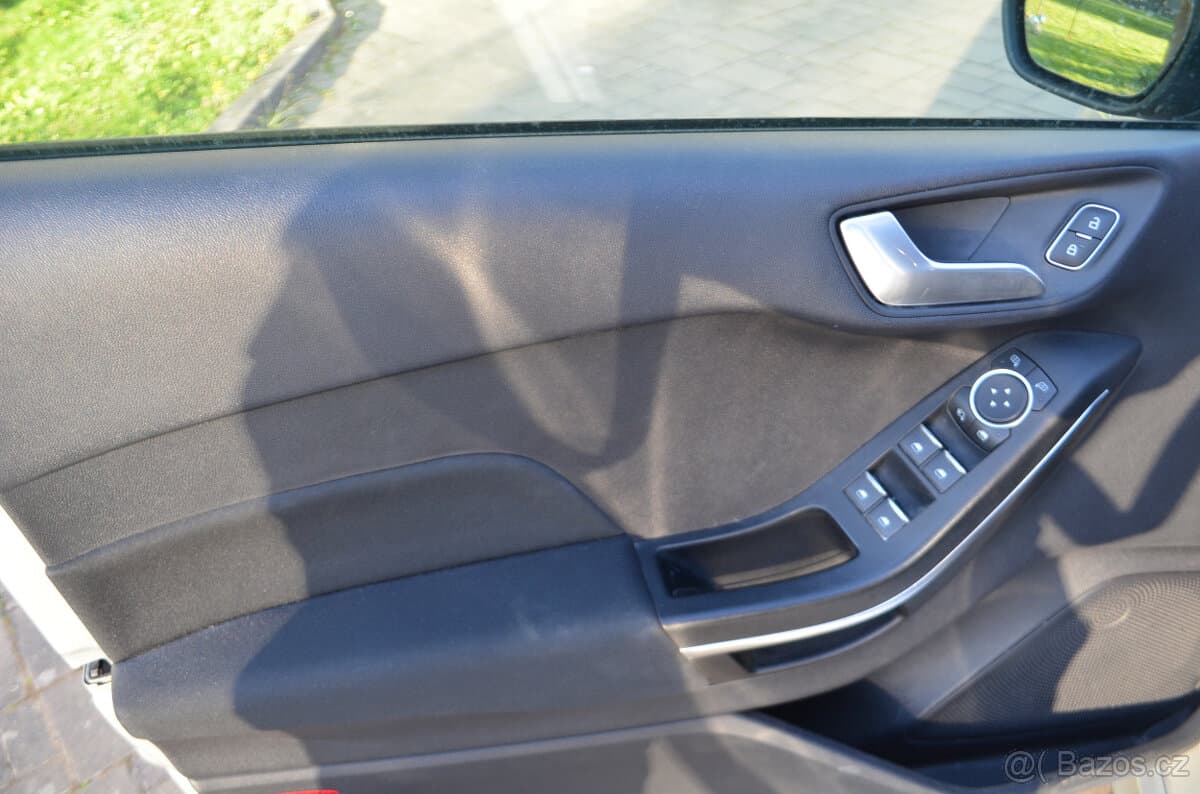 2020 Ford FIESTA - 10