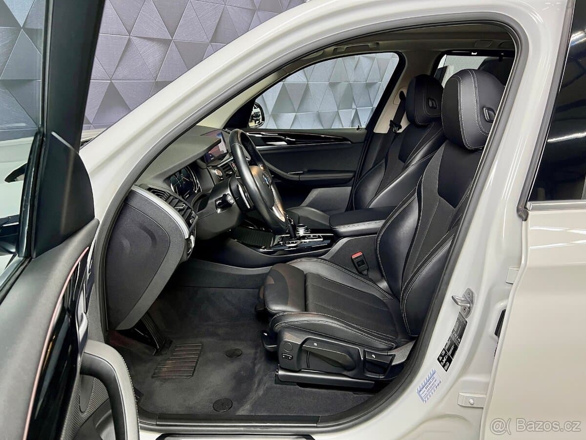 2020 BMW X3 - 10