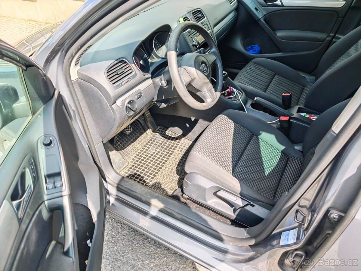 2009 Volkswagen GOLF - 10
