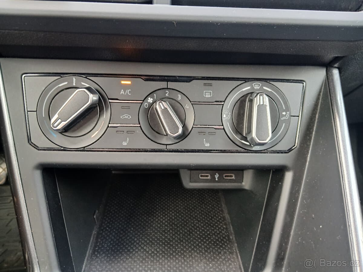 2021 Volkswagen POLO - 10