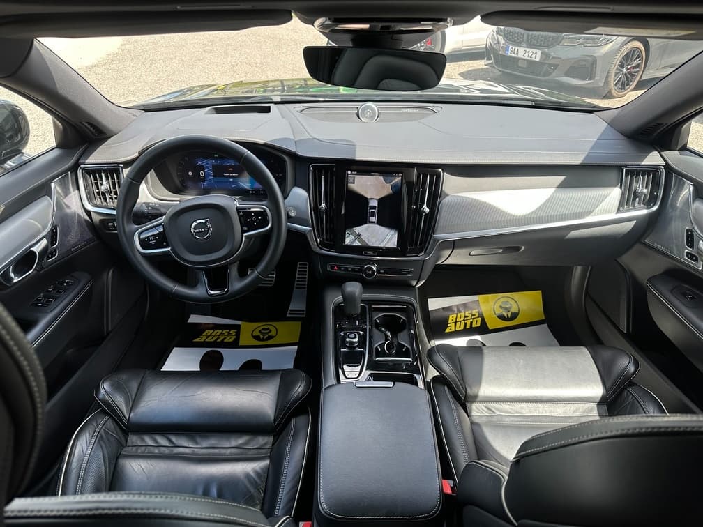 2021 Volvo V90 - 10
