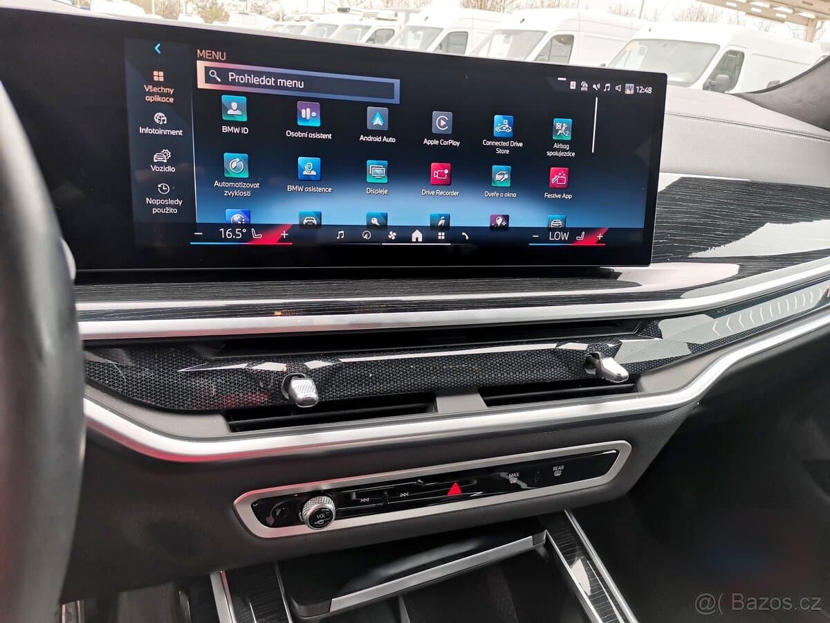 2024 BMW X7 - 10