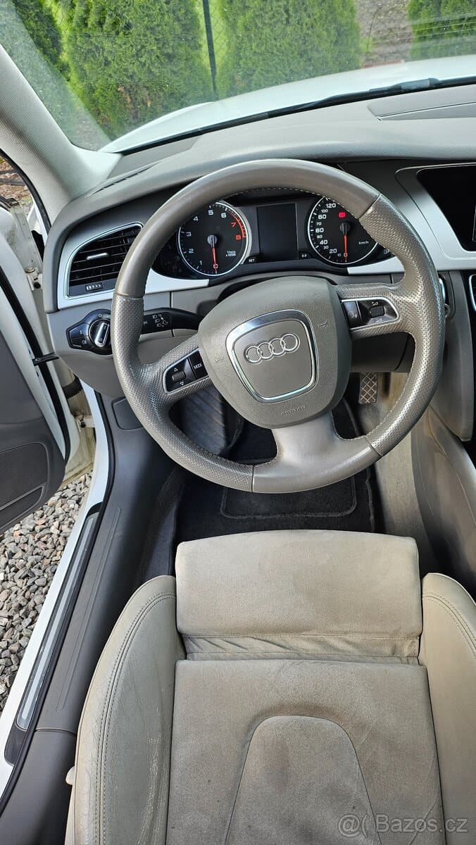 2011 Audi A4 - 10