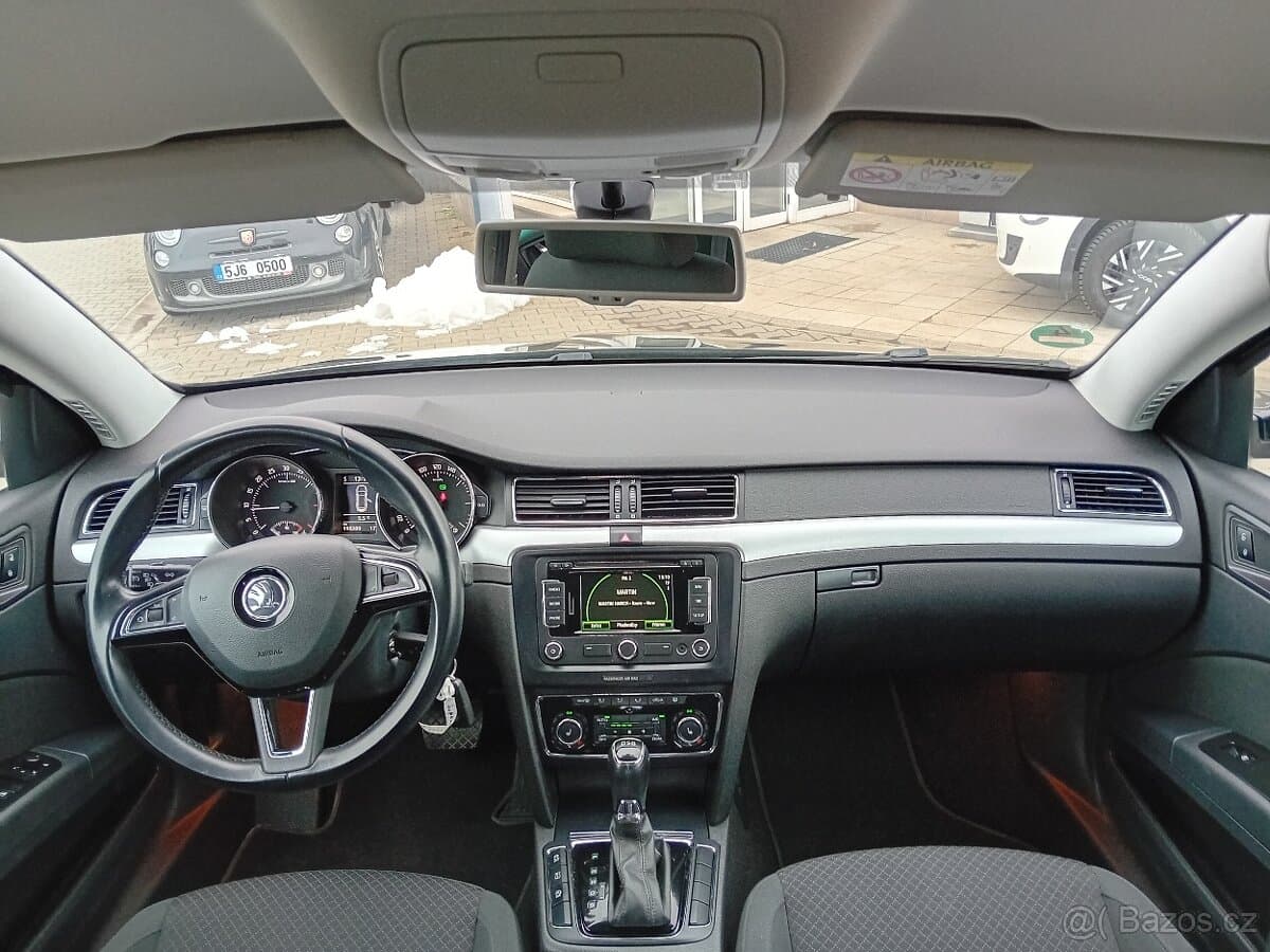 2014 Škoda SUPERB - 10